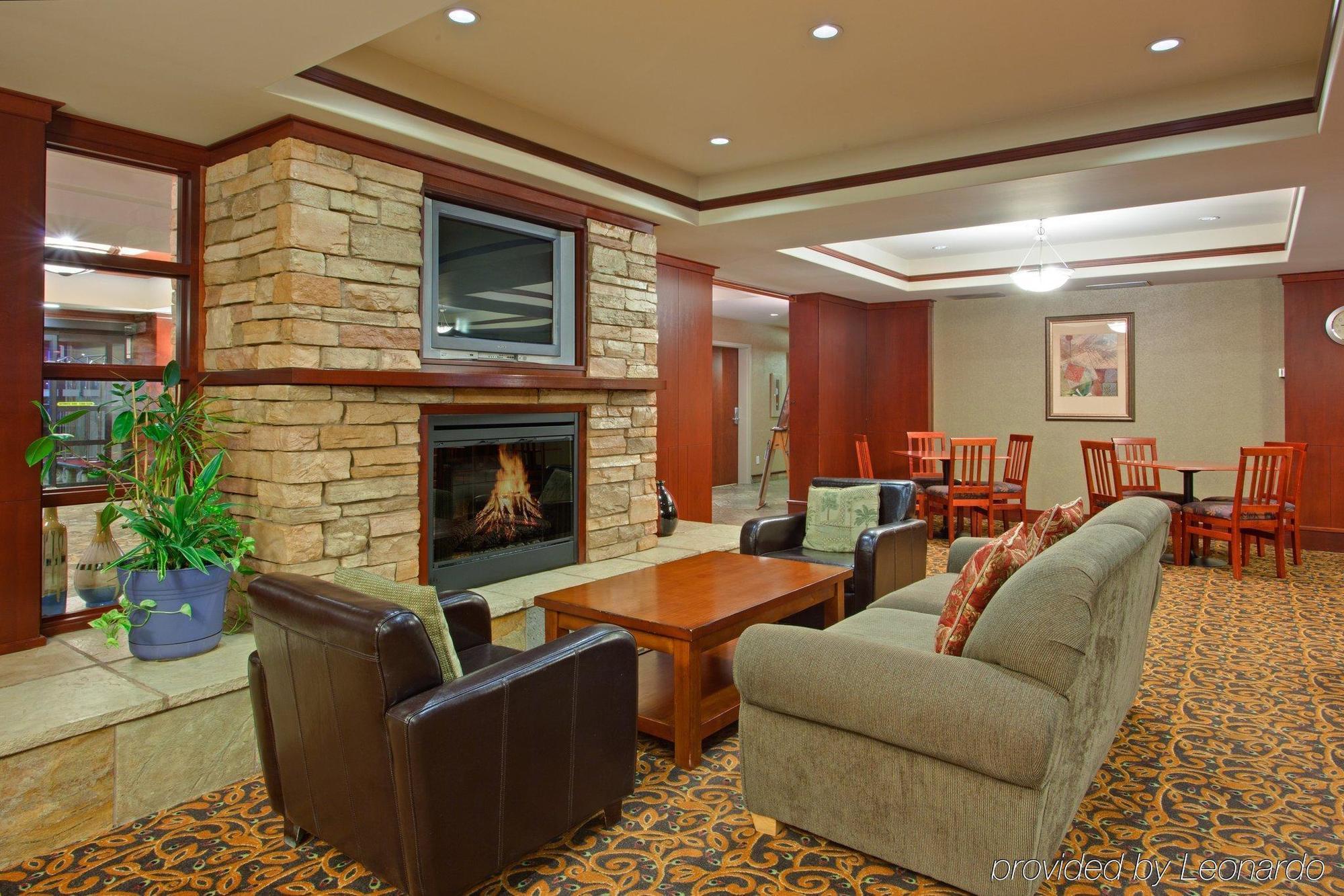 Holiday Inn Express Hotel & Suites Sherwood Park-Edmonton Area By Ihg Интерьер фото